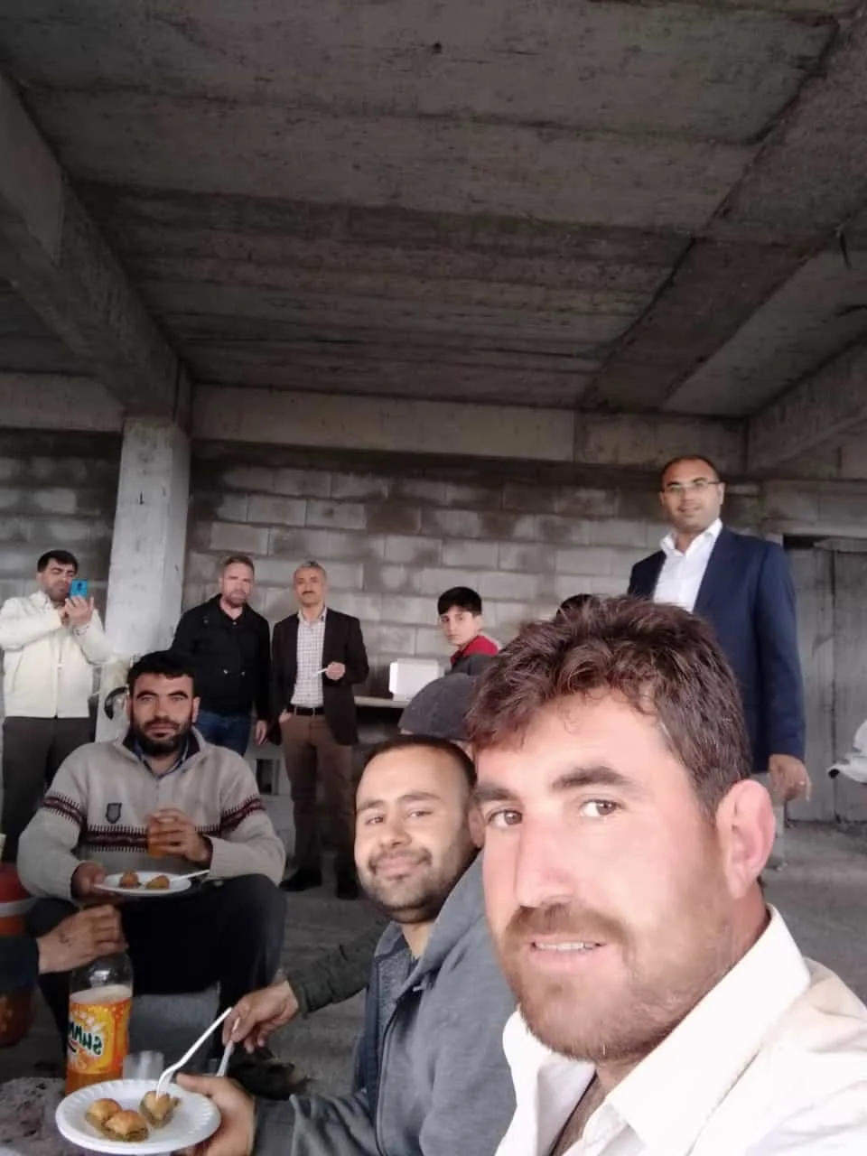 1 MAYIS EMEK VE DAYANIŞMA GÜNÜNDE ÇALIŞAN İŞÇİLERİ ZİYARET ETTİK